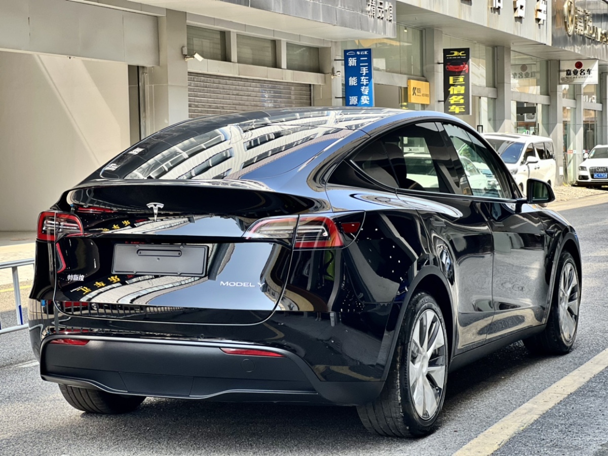 特斯拉 model y 2021款 改款 標準續航後驅升級版圖片