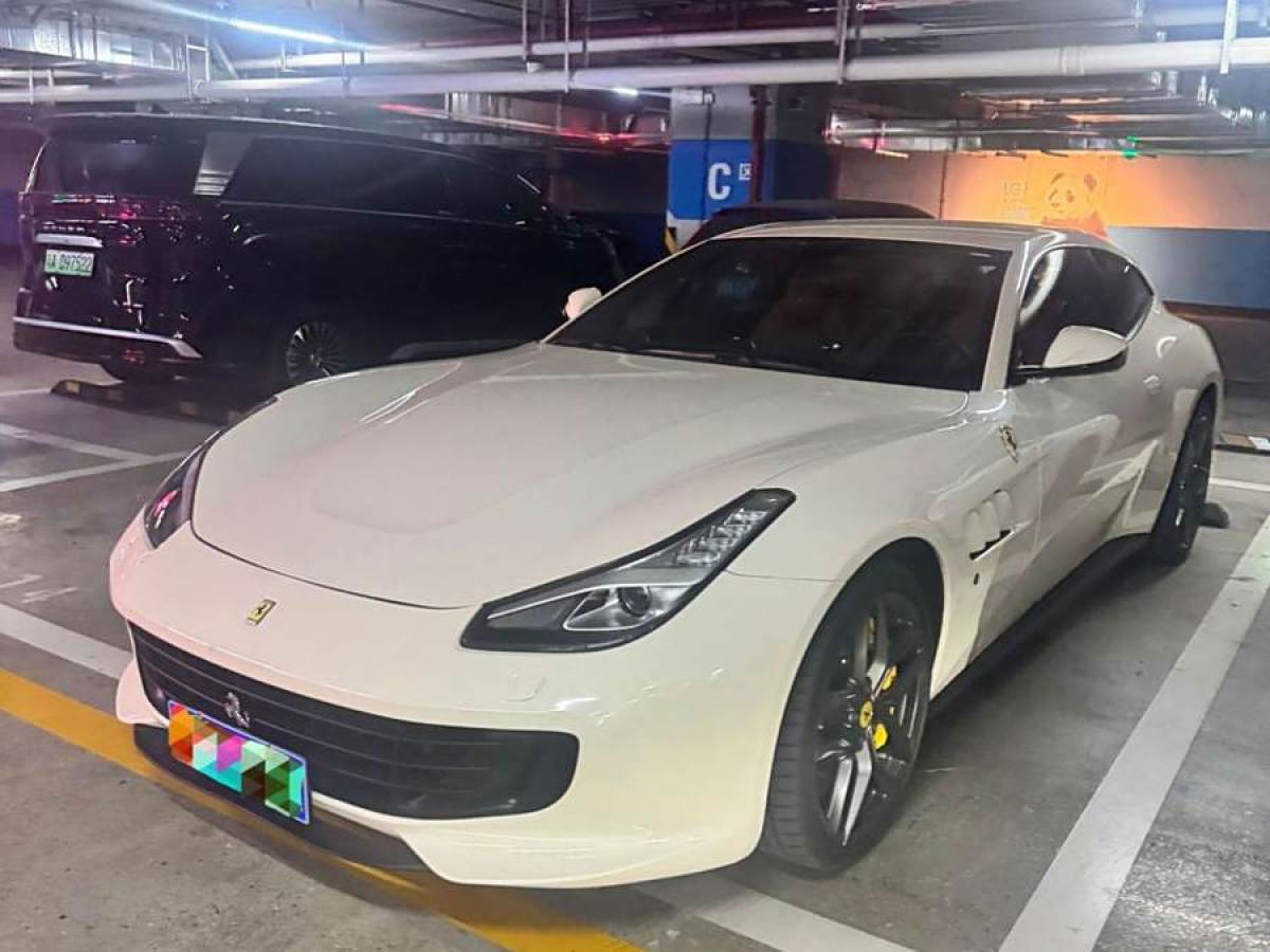 法拉利 GTC4Lusso  2017款 3.9T V8圖片