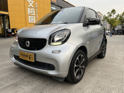 2016年5月 smart fortwo 1.0 MHD 硬頂激情版圖片