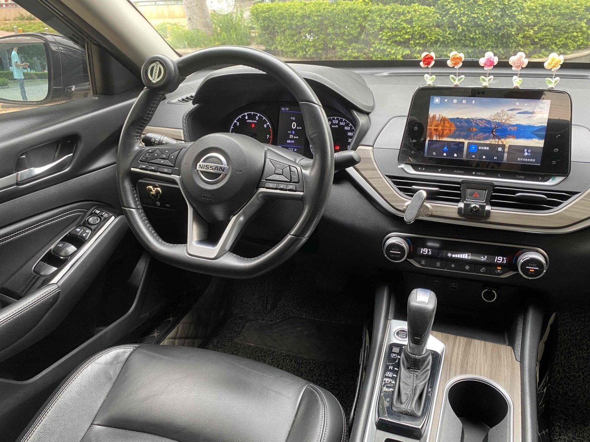 日產(chǎn) 天籟  2020款 改款 2.0L XL 舒適版圖片