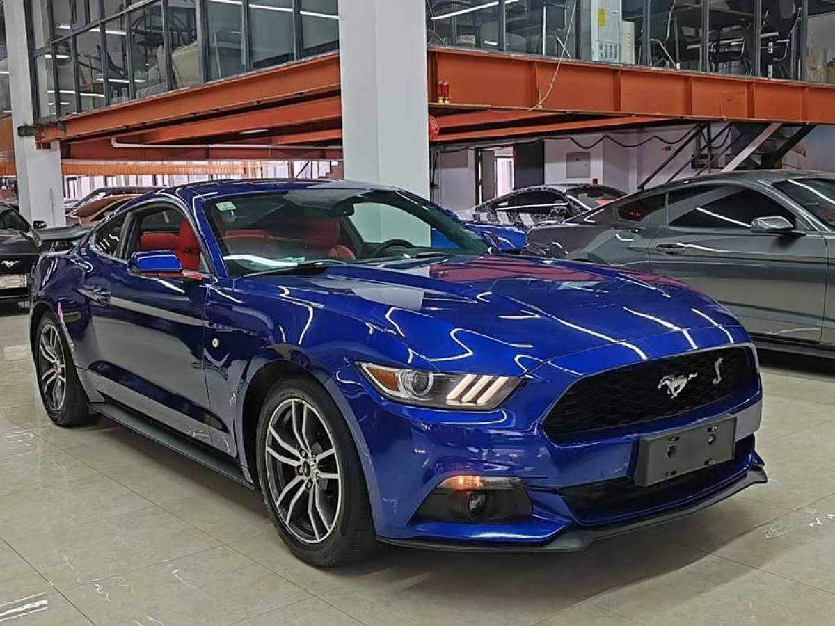 2015年10月福特 Mustang  2016款 2.3T 性能版