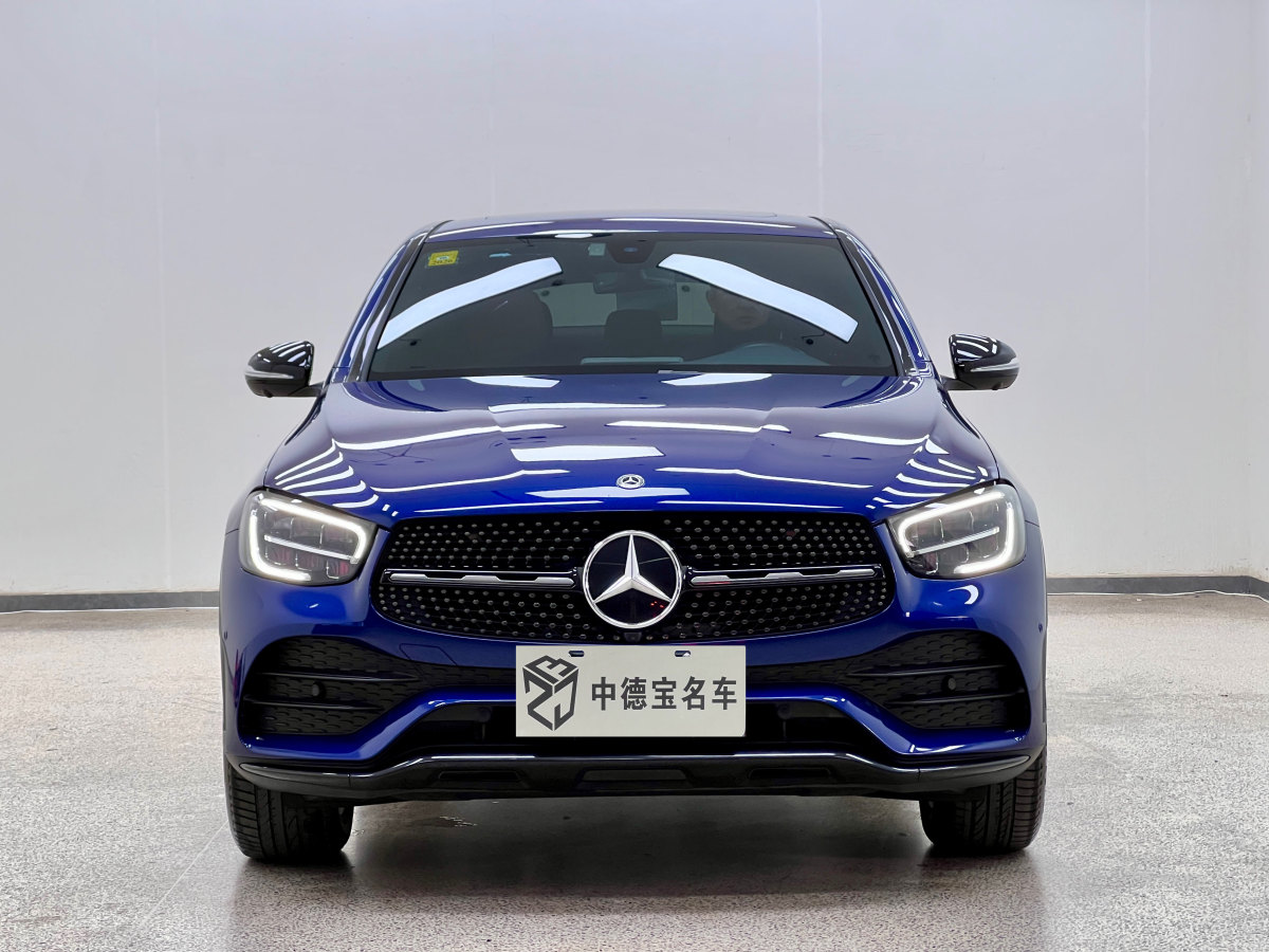 奔馳 奔馳GLC  2022款 改款 GLC 260 4MATIC 轎跑SUV圖片