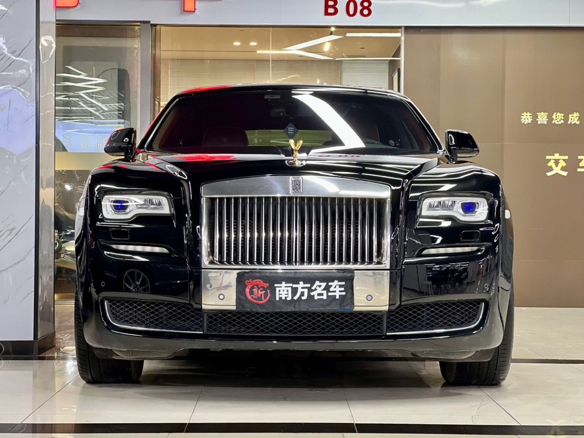 Rolls-Royce Gust2018 6.6t black Badge图片