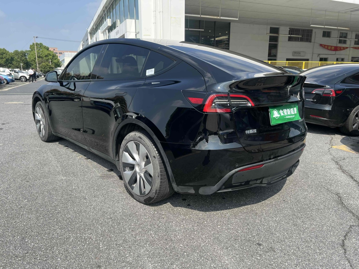 特斯拉 Model Y  2022款 后輪驅(qū)動版圖片