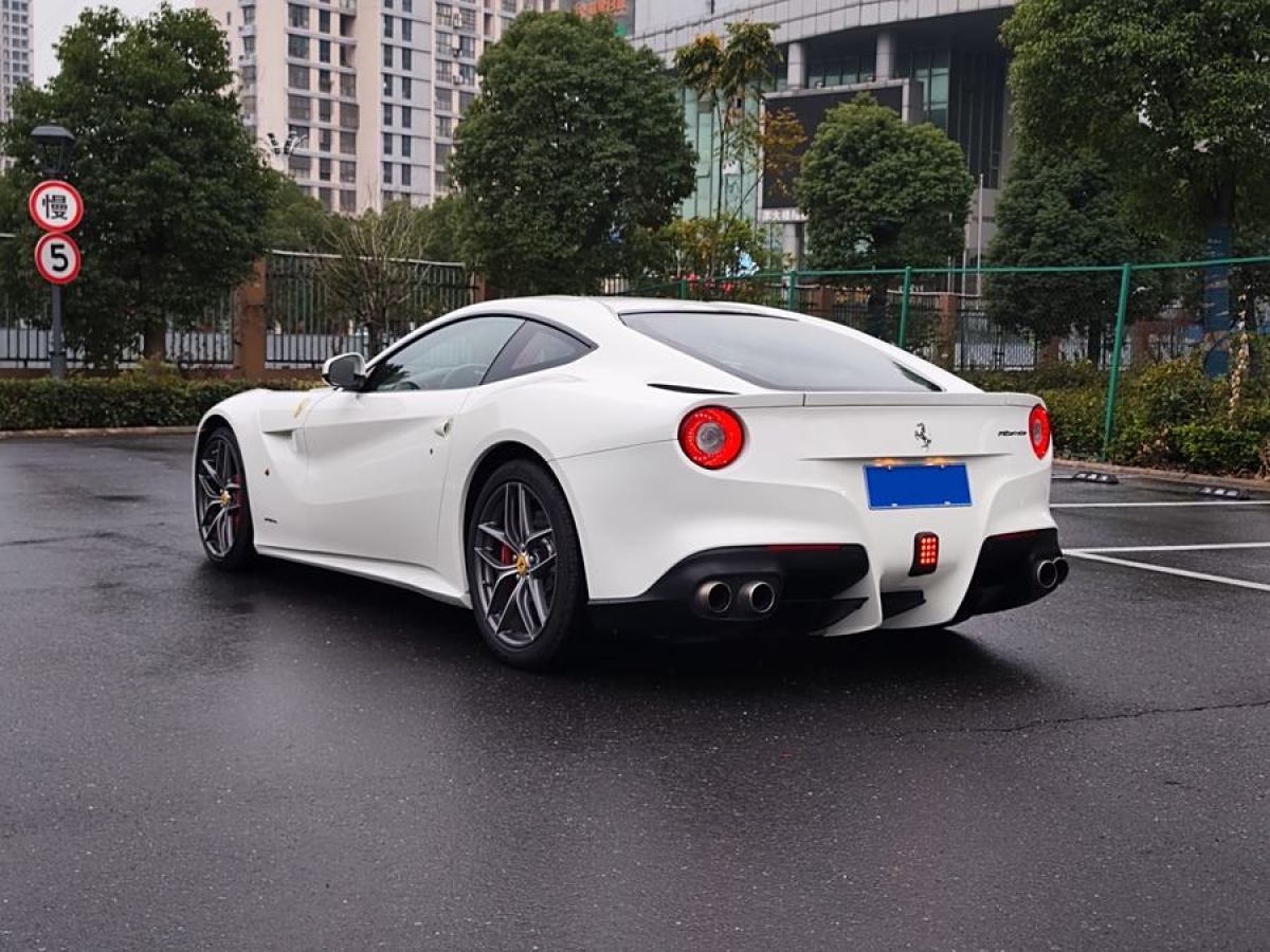 法拉利 F12berlinetta  2013款 6.3L 標準型圖片