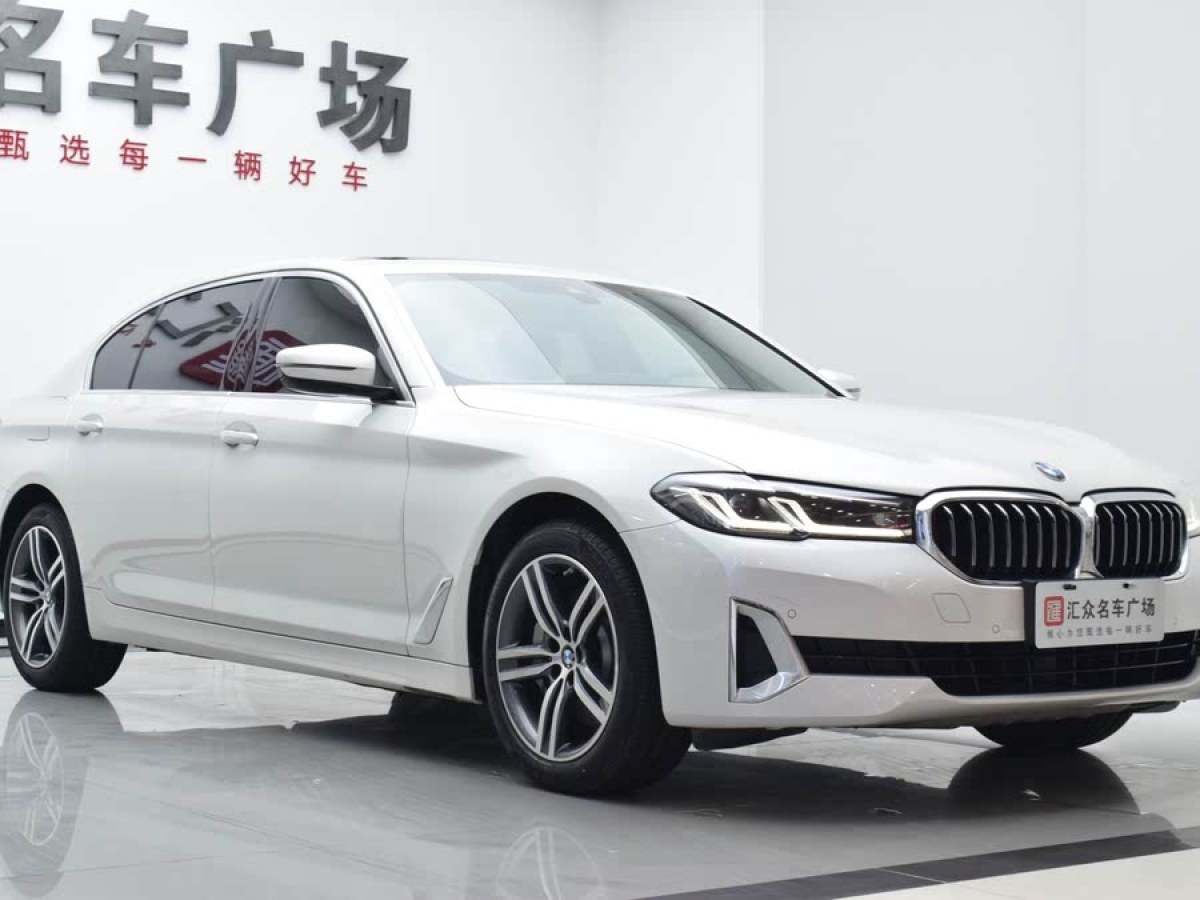 寶馬 寶馬5系  2021款 改款 530Li 領(lǐng)先型 豪華套裝圖片