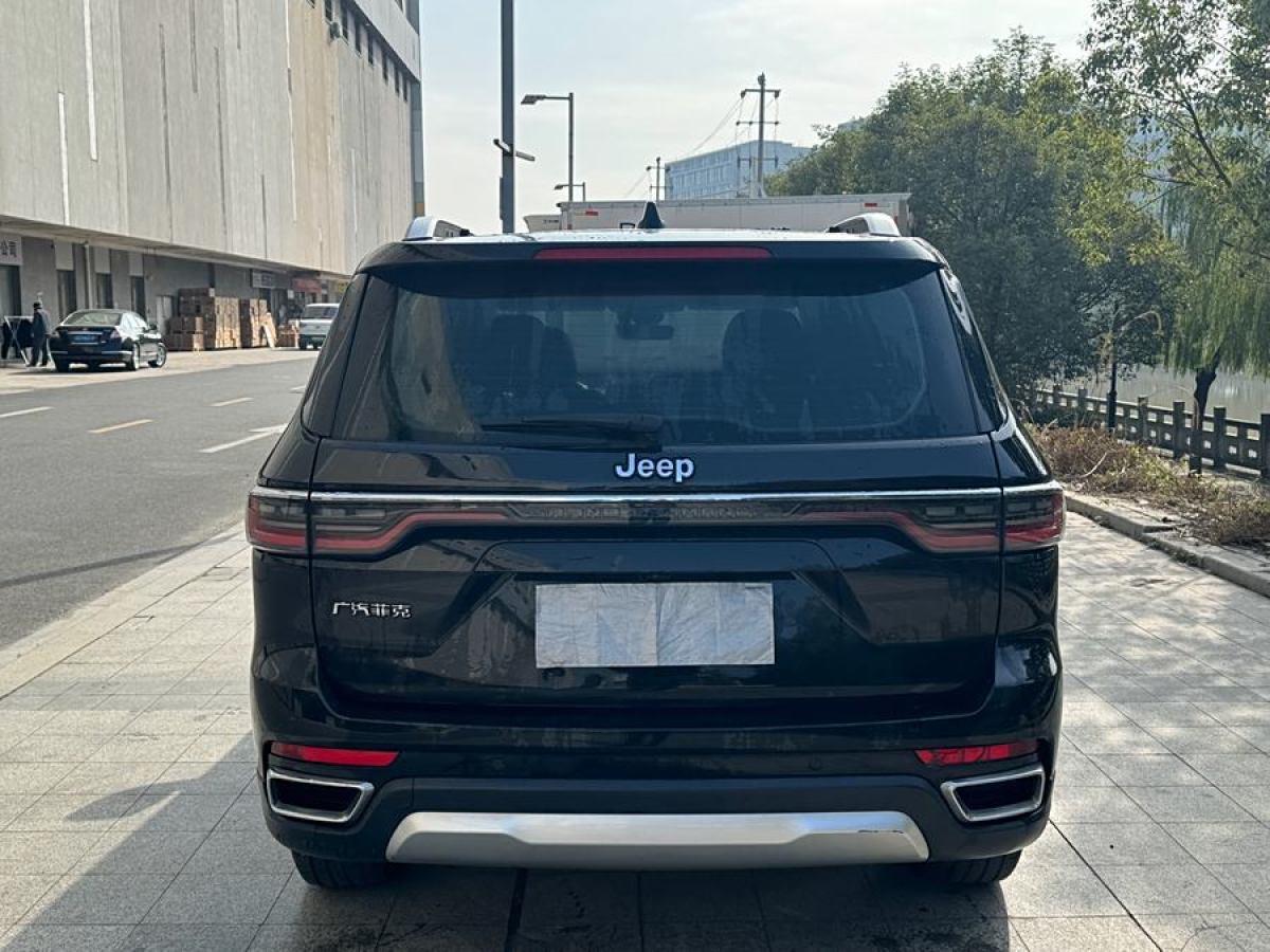 Jeep 大指揮官  2022款 2.0T 兩驅豪華版圖片