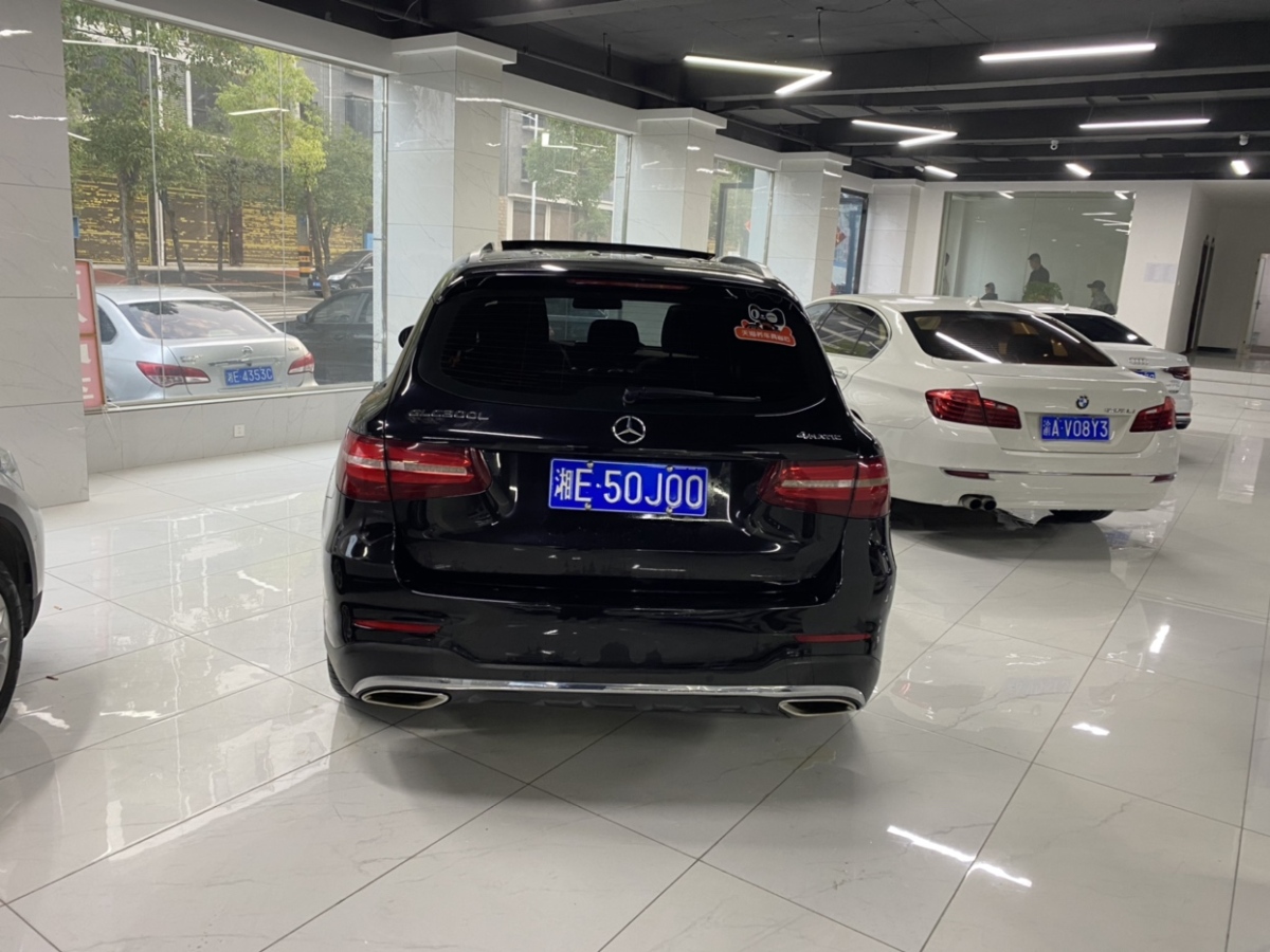 奔馳 奔馳glc 2022款 glc 260 l 4matic 豪華型 黑色 手自一體對價格