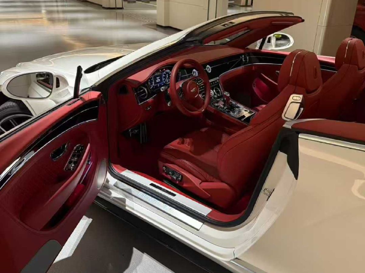 賓利 歐陸  2022款 4.0T GT V8圖片