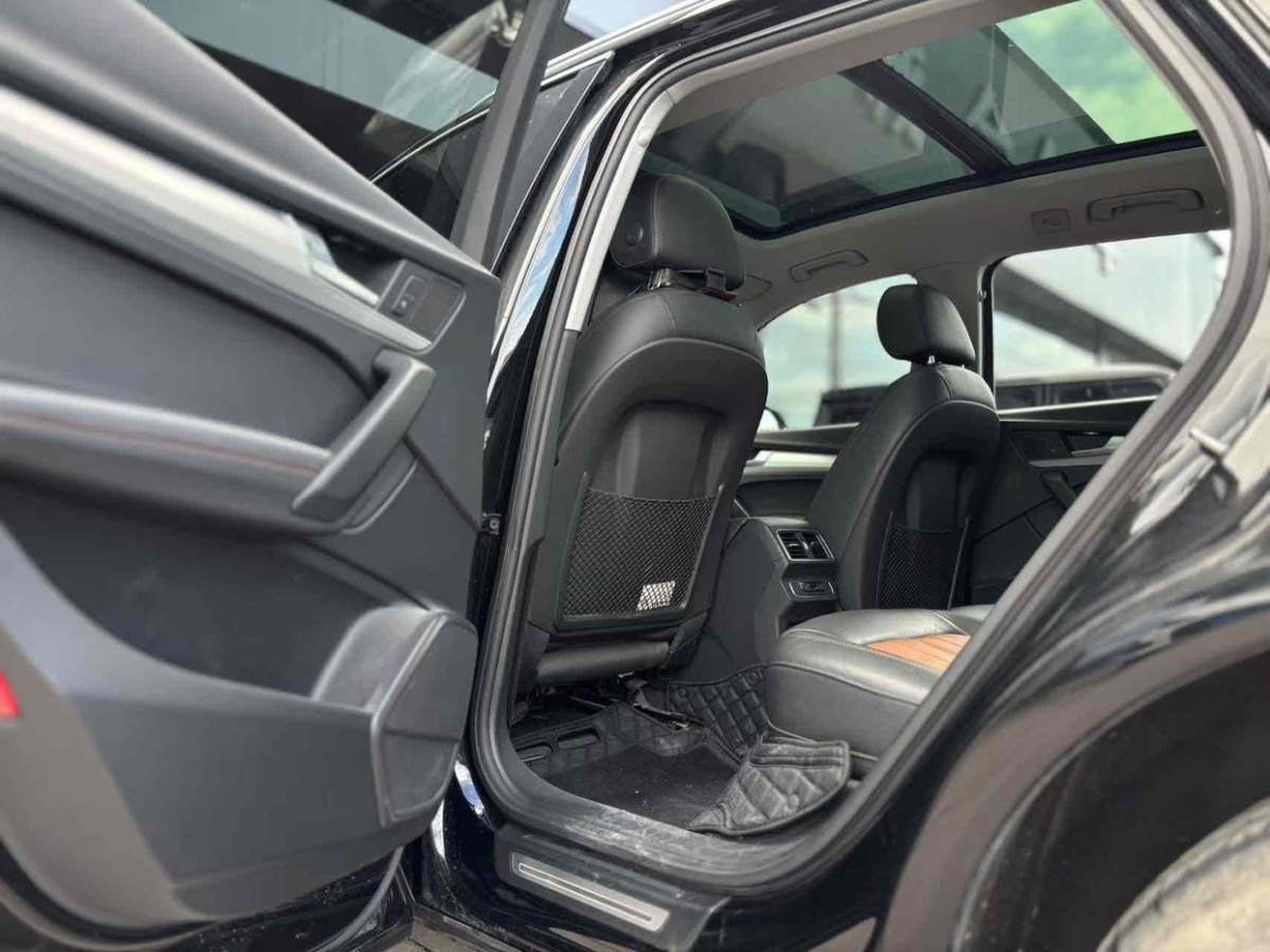 奧迪 奧迪Q5L  2020款 40 TFSI 榮享時(shí)尚型圖片
