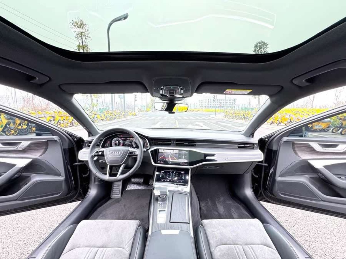 奧迪 奧迪A6L  2024款 45 TFSI quattro 臻選動(dòng)感型圖片