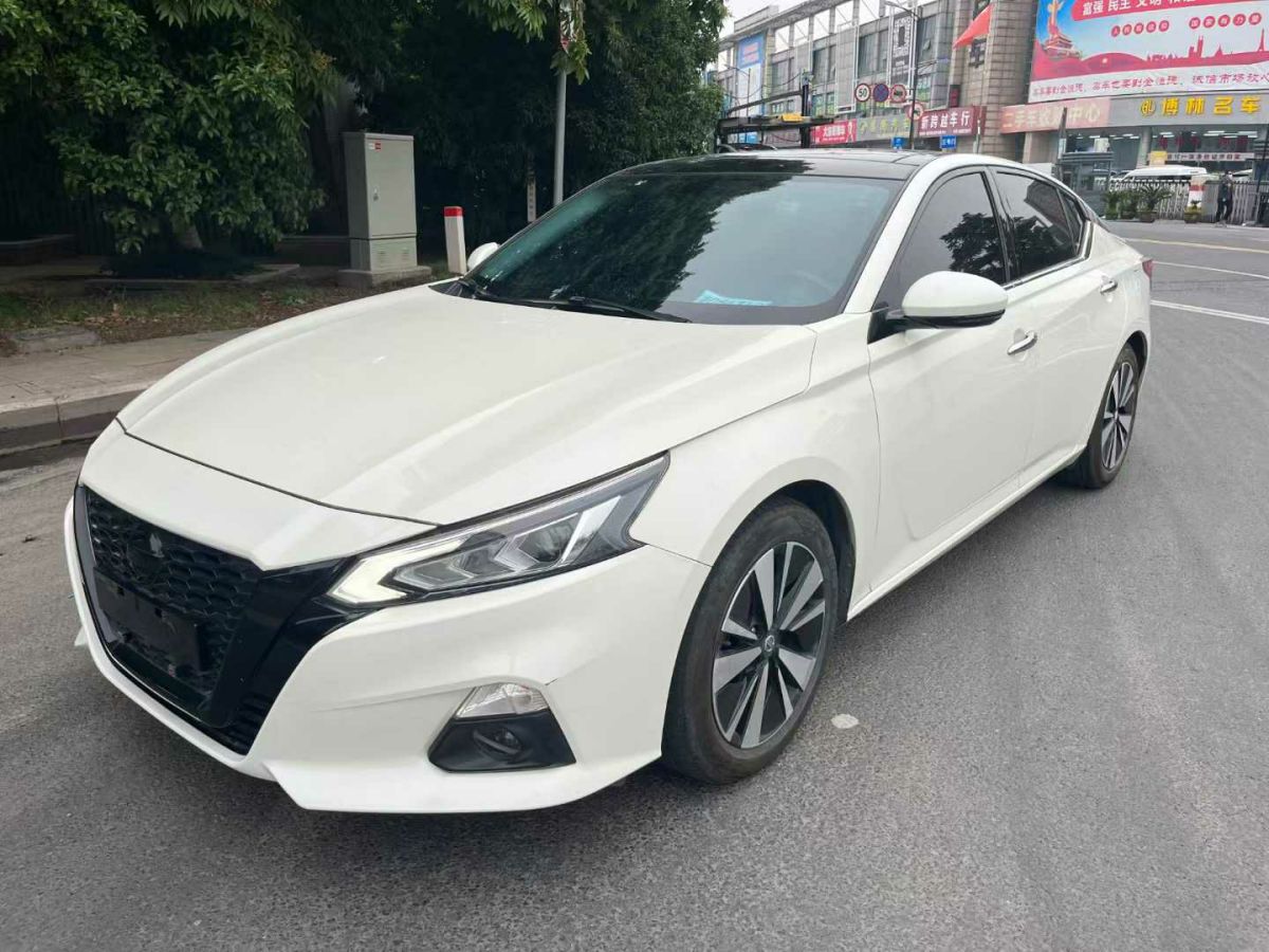日產(chǎn) 天籟  2022款 2.0L XE 純享版圖片
