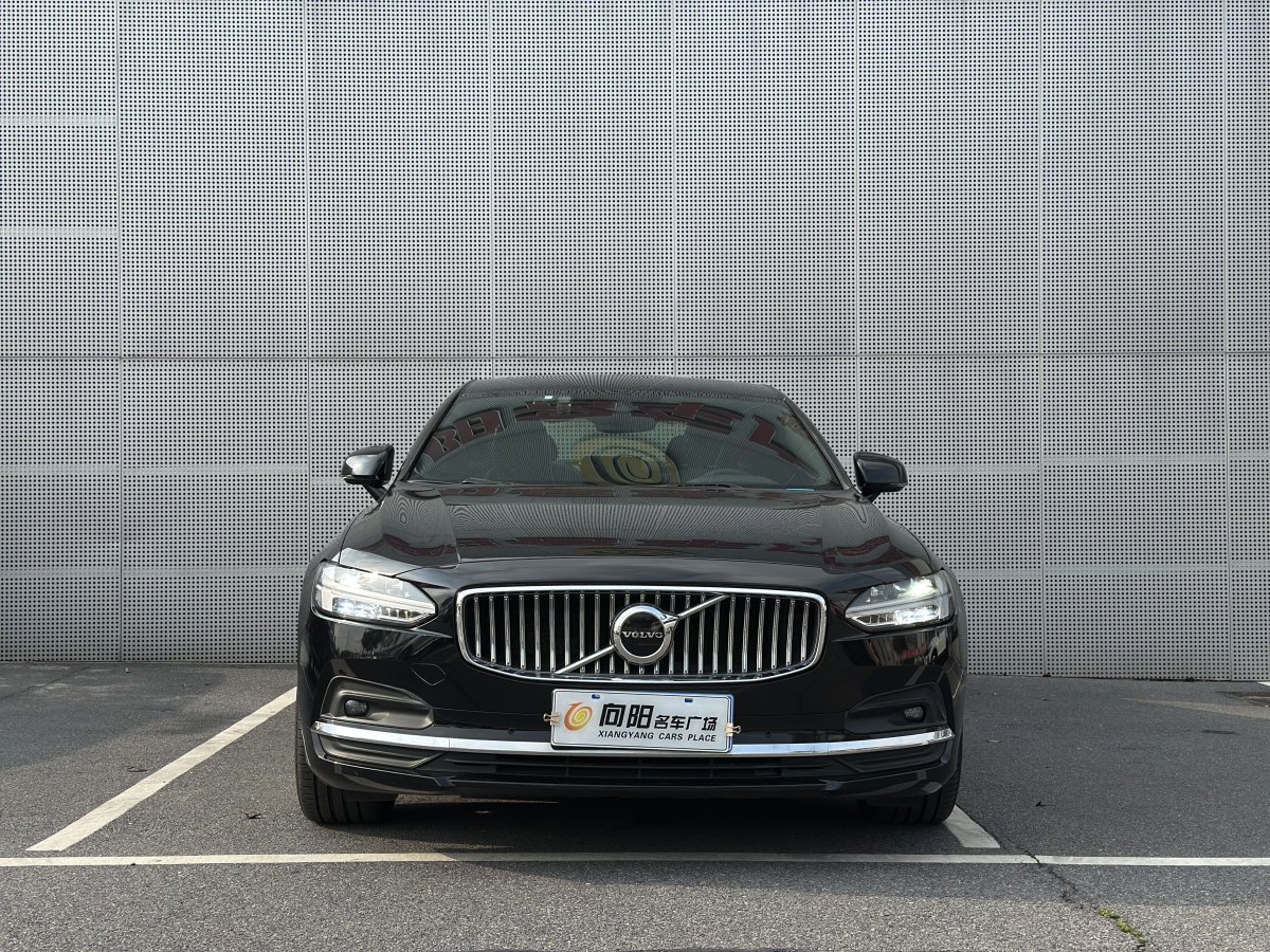 沃爾沃 S90  2021款 B5 智逸豪華版圖片