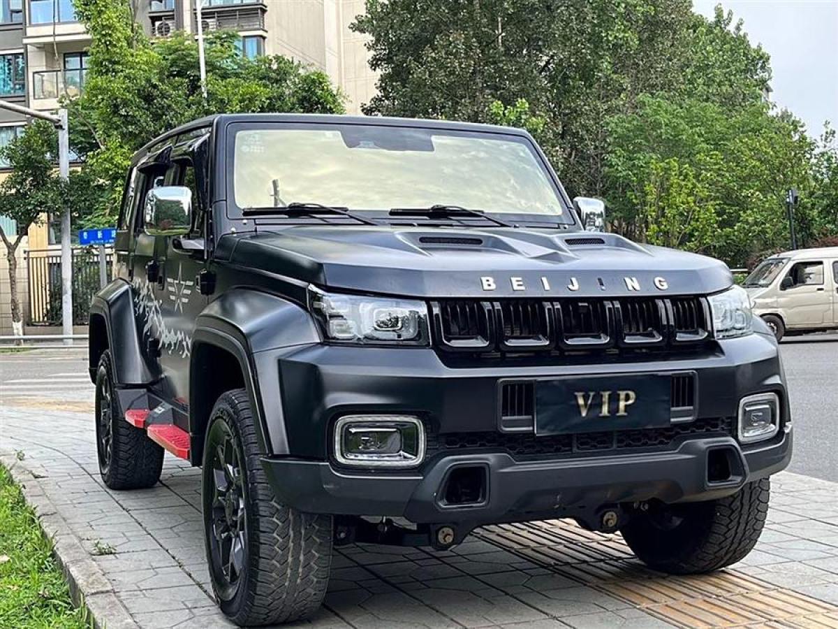 2022年8月北京 BJ40  2023款 2.0T 自動四驅城市獵人版?zhèn)b客型