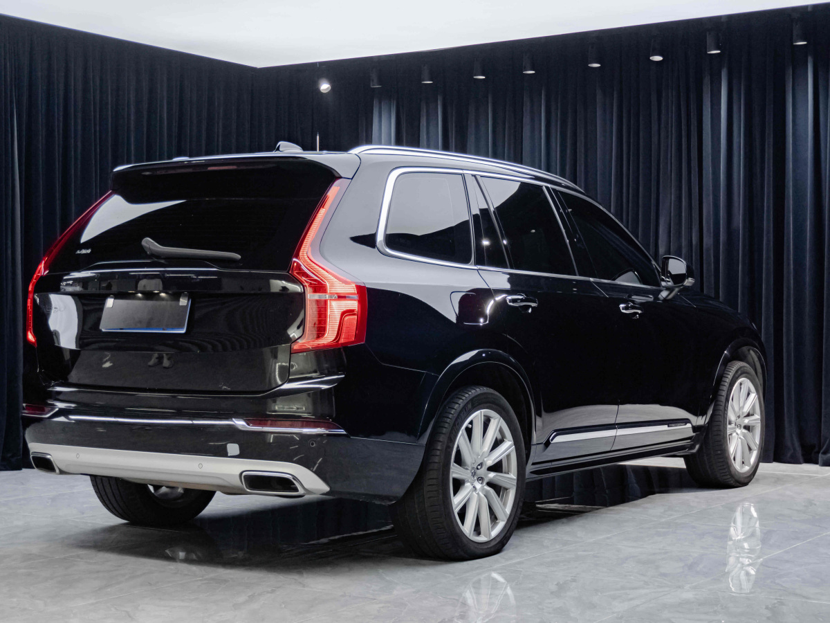 沃爾沃 XC90  2019款  T6 智逸版 7座 國(guó)VI圖片