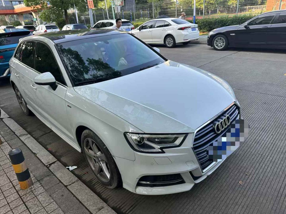 奧迪 奧迪A3  2018款 A3 1.4T 35TFSI Limousine時尚型圖片