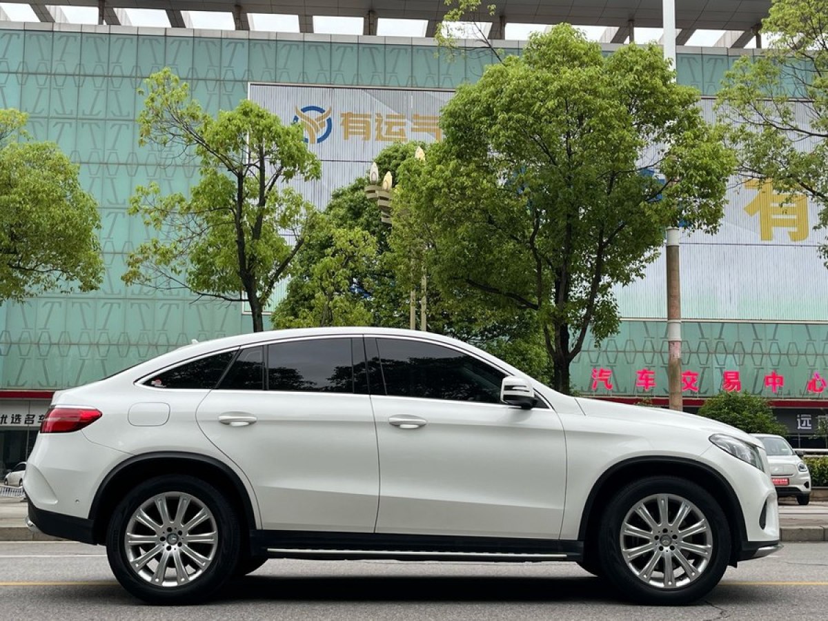 奔馳 奔馳GLE轎跑  2015款 GLE 320 4MATIC 轎跑SUV圖片