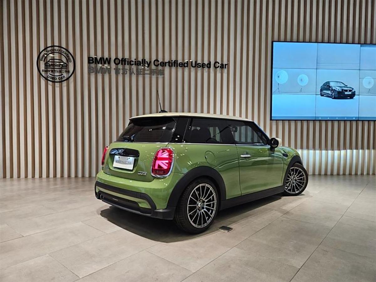 2021年9月MINI MINI  2022款 改款 1.5T COOPER 經(jīng)典派