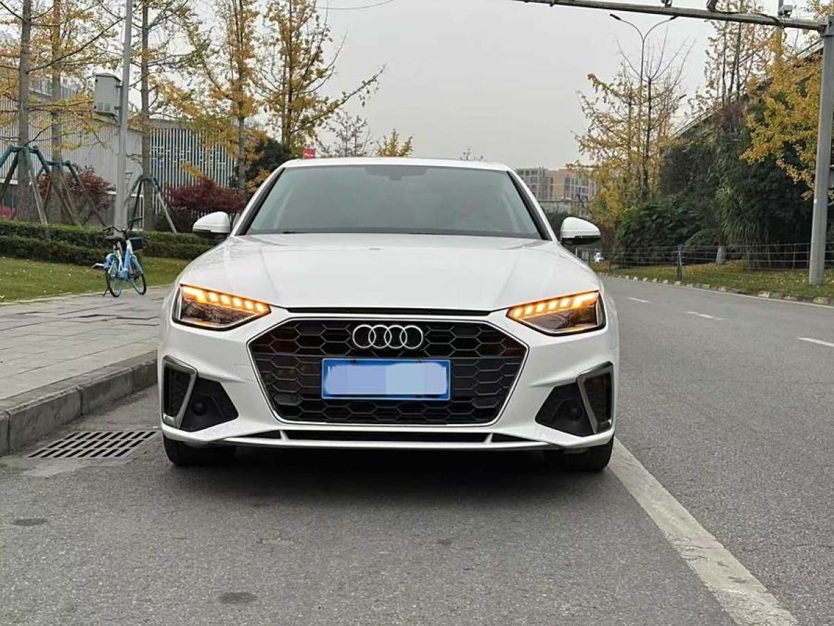 奧迪 奧迪A4L  2022款 40 TFSI 時(shí)尚動(dòng)感型圖片