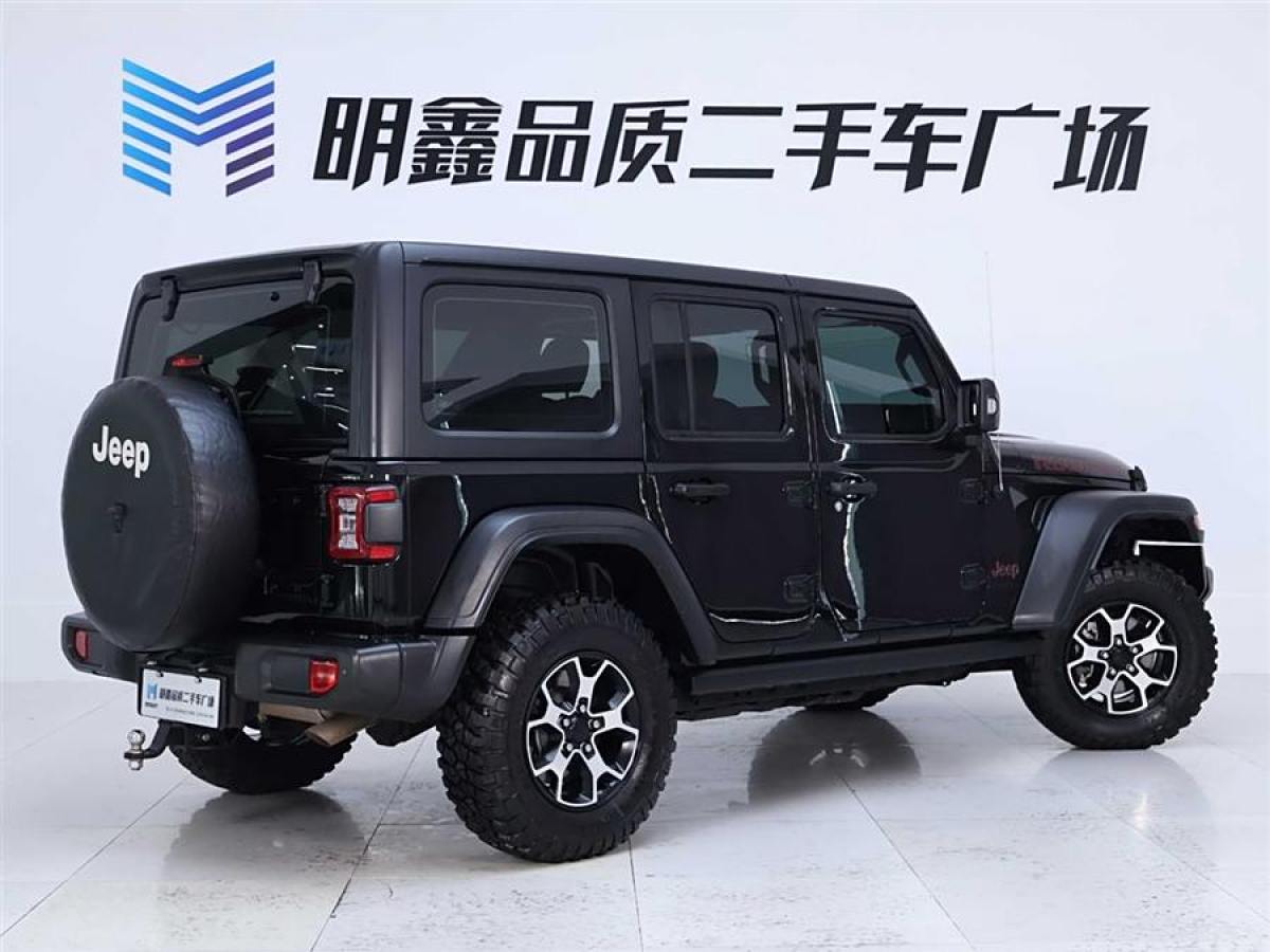 Jeep 牧馬人  2024款 2.0T 羅賓漢四門版圖片