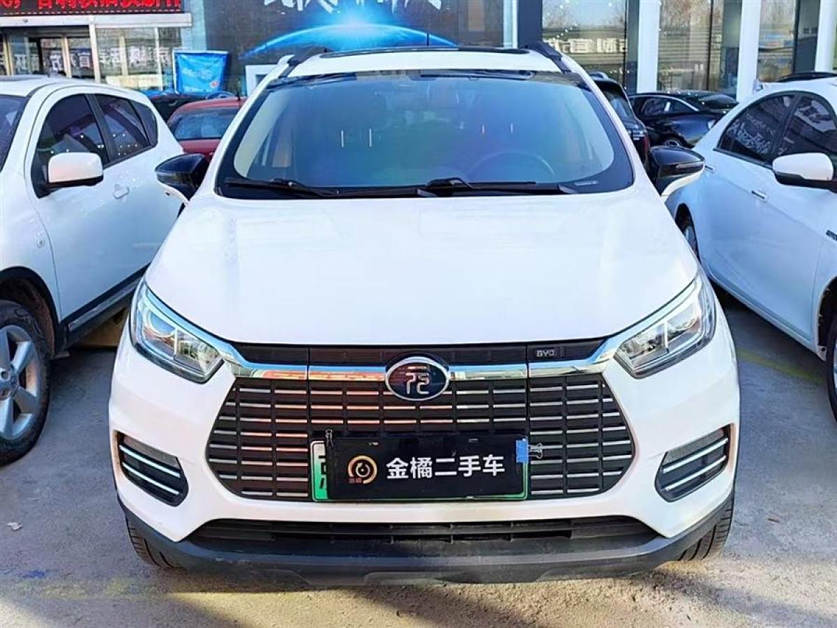 比亞迪 元新能源  2018款 EV360 智聯(lián)創(chuàng)酷型圖片