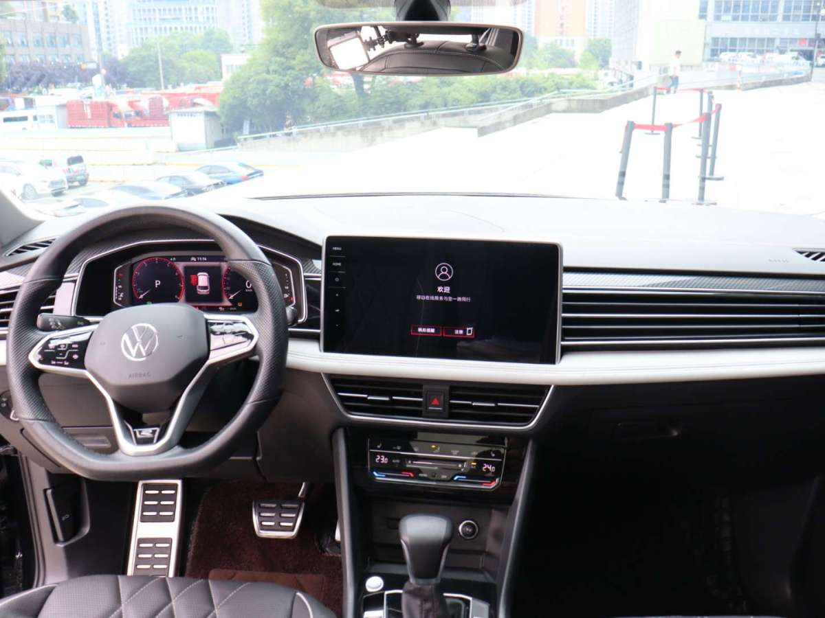 大眾 途觀L  2022款 330TSI 自動(dòng)兩驅(qū)R-Line越享版圖片