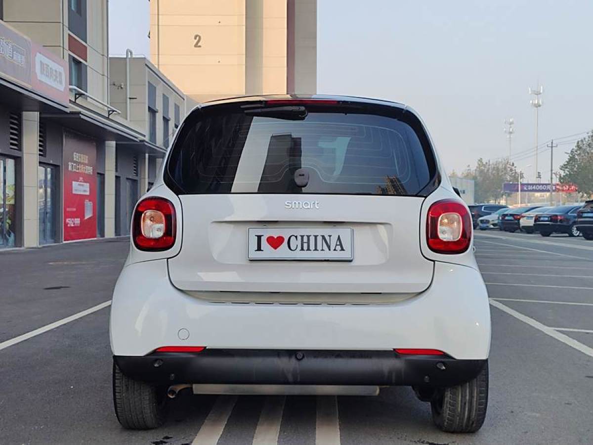 smart fortwo  2015款 1.0L 52千瓦硬頂激情版圖片