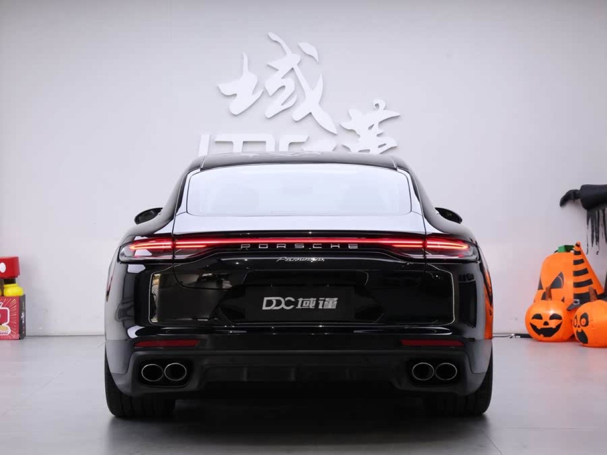 保時(shí)捷 Panamera  2022款 Panamera 行政加長(zhǎng)版 2.9T圖片