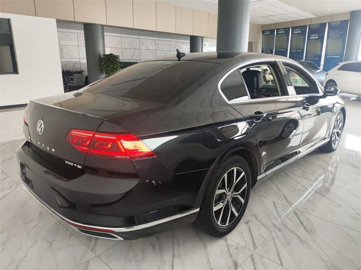 大眾 邁騰  2020款 330TSI DSG 領(lǐng)先型圖片