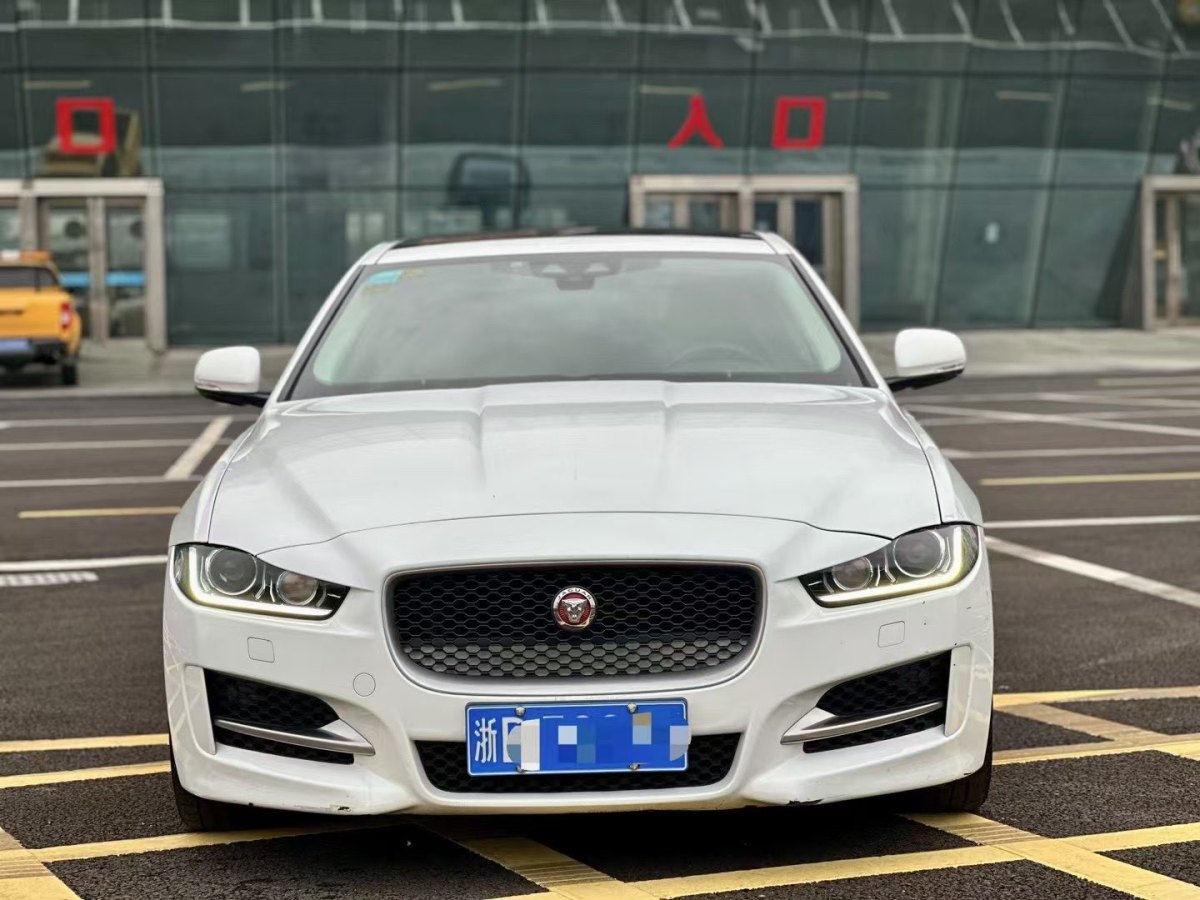 捷豹 XE  2015款 2.0T 200PS R-Sport圖片