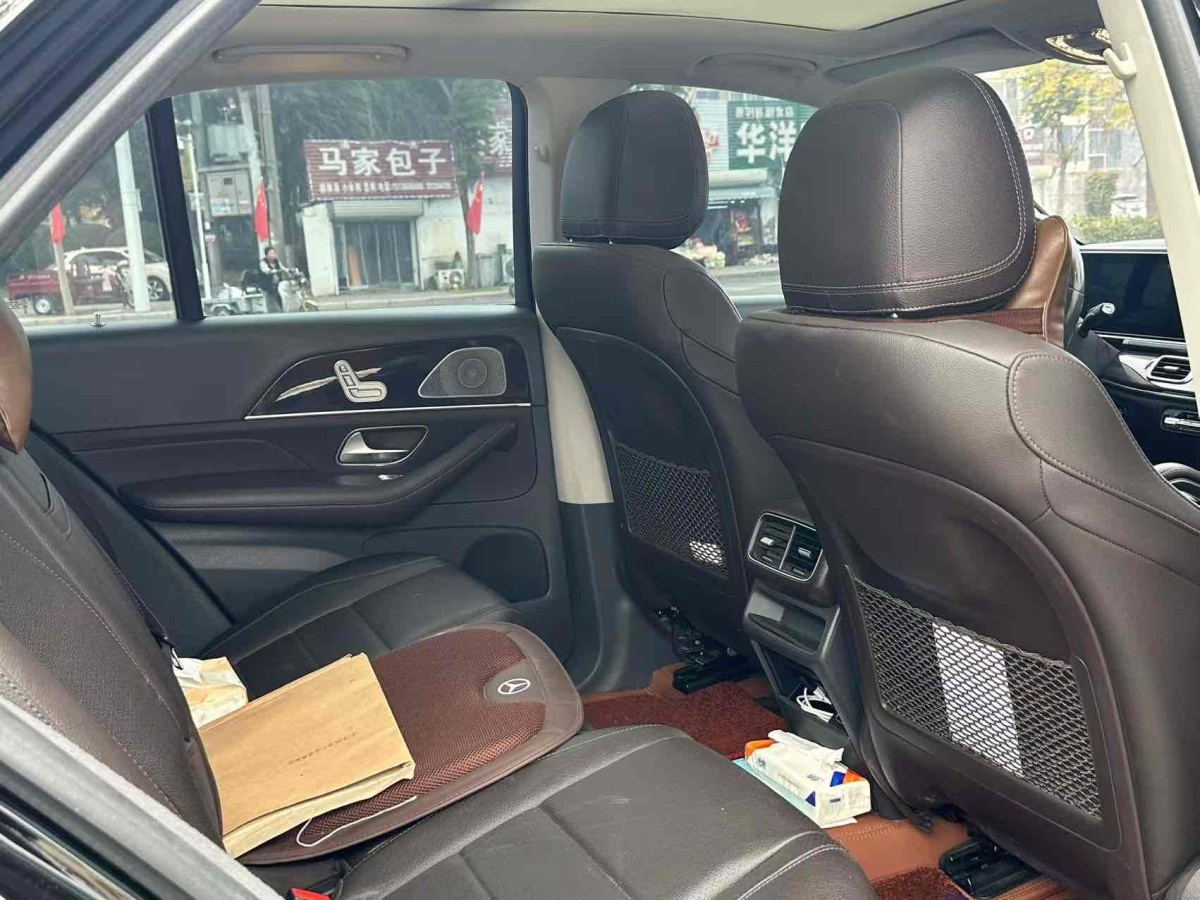 奔馳 奔馳GLE  2020款  GLE 350 4MATIC 時(shí)尚型圖片