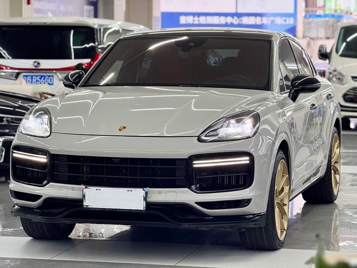 2023年7月保時(shí)捷 Cayenne  2023款 Cayenne Coupé 3.0T 鉑金版