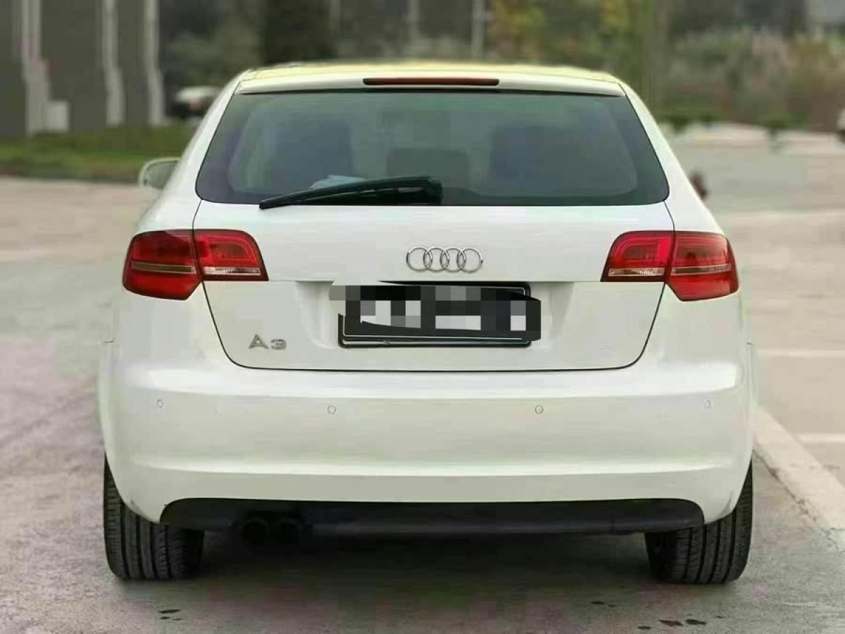 奧迪 奧迪A3  2010款 Sportback 1.8T 豪華型圖片