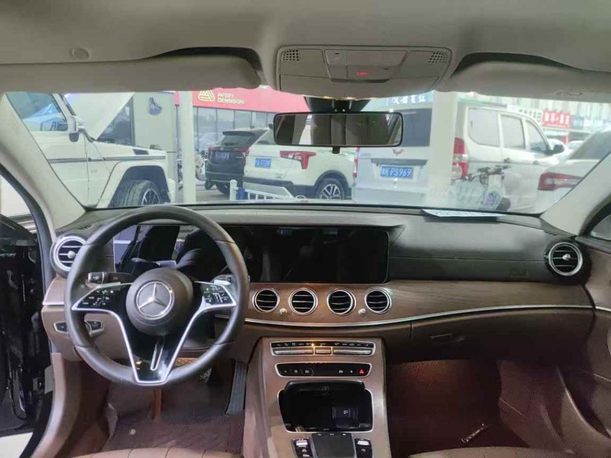 奔馳 奔馳E級(jí)  2022款 E 260 L圖片