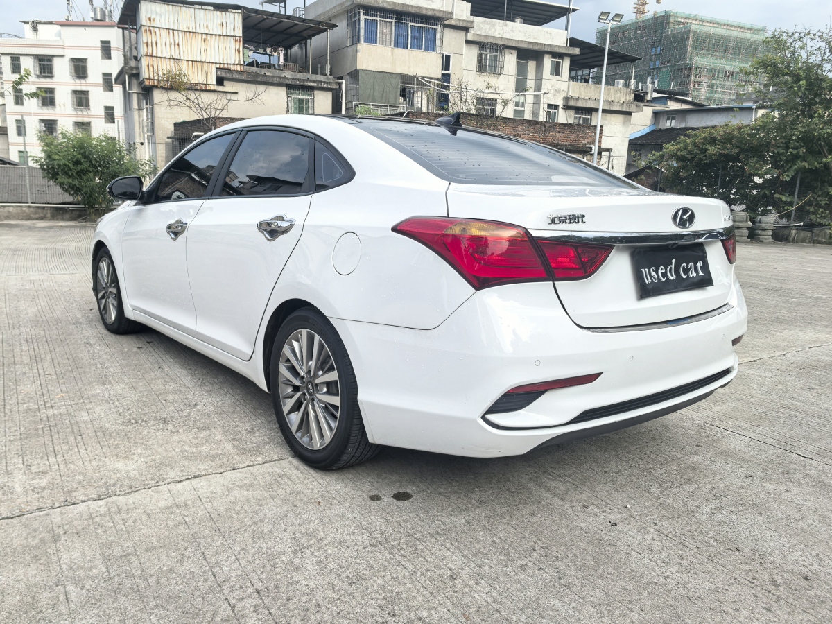 現(xiàn)代 名圖  2014款 1.8L 自動智能型GLS圖片