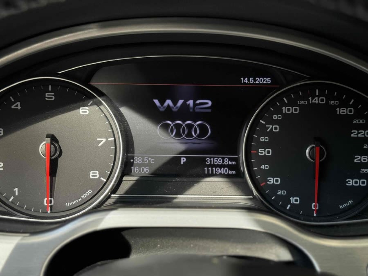 奧迪 奧迪A8  2013款 A8L 6.3 FSI W12 quattro旗艦型圖片