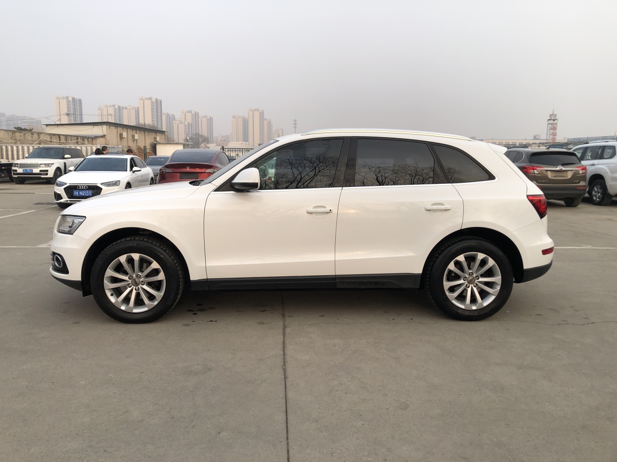 奧迪 奧迪Q5  2015款 40 TFSI 技術(shù)型圖片