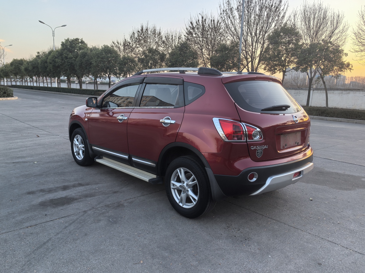 日產(chǎn) 逍客  2012款 2.0XL 火 6MT 2WD圖片