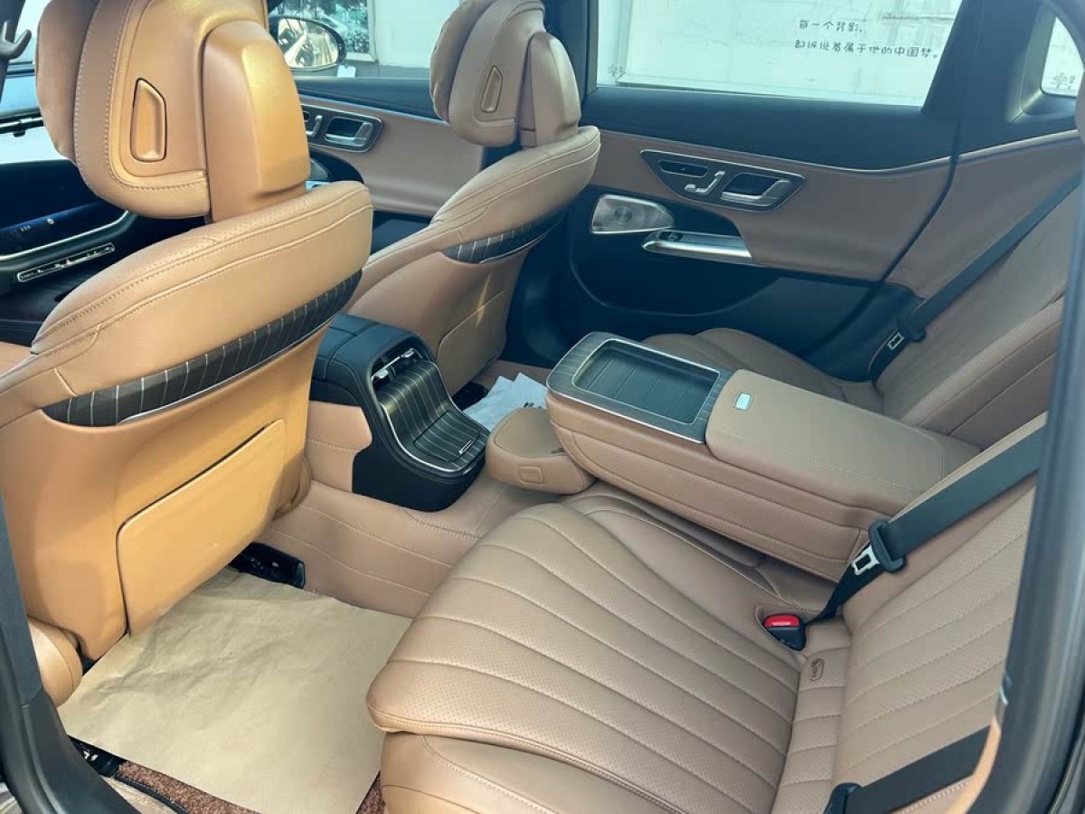 奔馳 奔馳E級(jí)  2024款 E 300 L 豪華型圖片