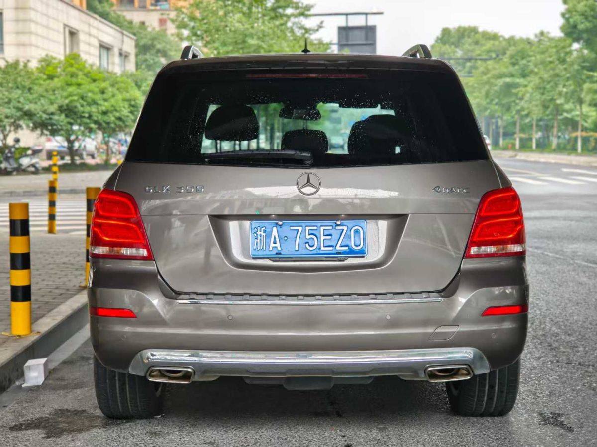 奔馳 奔馳GLK級(jí)  2013款 GLK 300 4MATIC 動(dòng)感型圖片