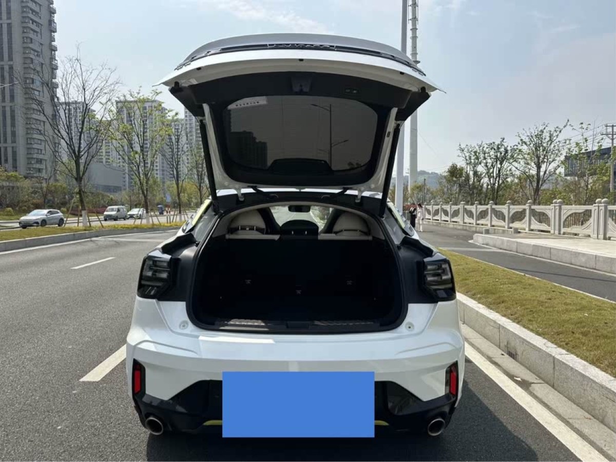 領(lǐng)克 領(lǐng)克05  2020款 2.0TD 兩驅(qū)耀Halo圖片