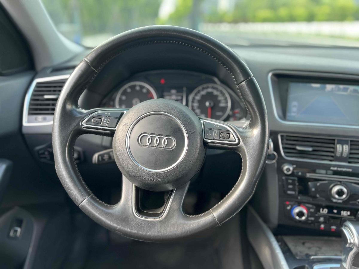 奧迪 奧迪Q5  2016款 40 TFSI 技術(shù)型圖片
