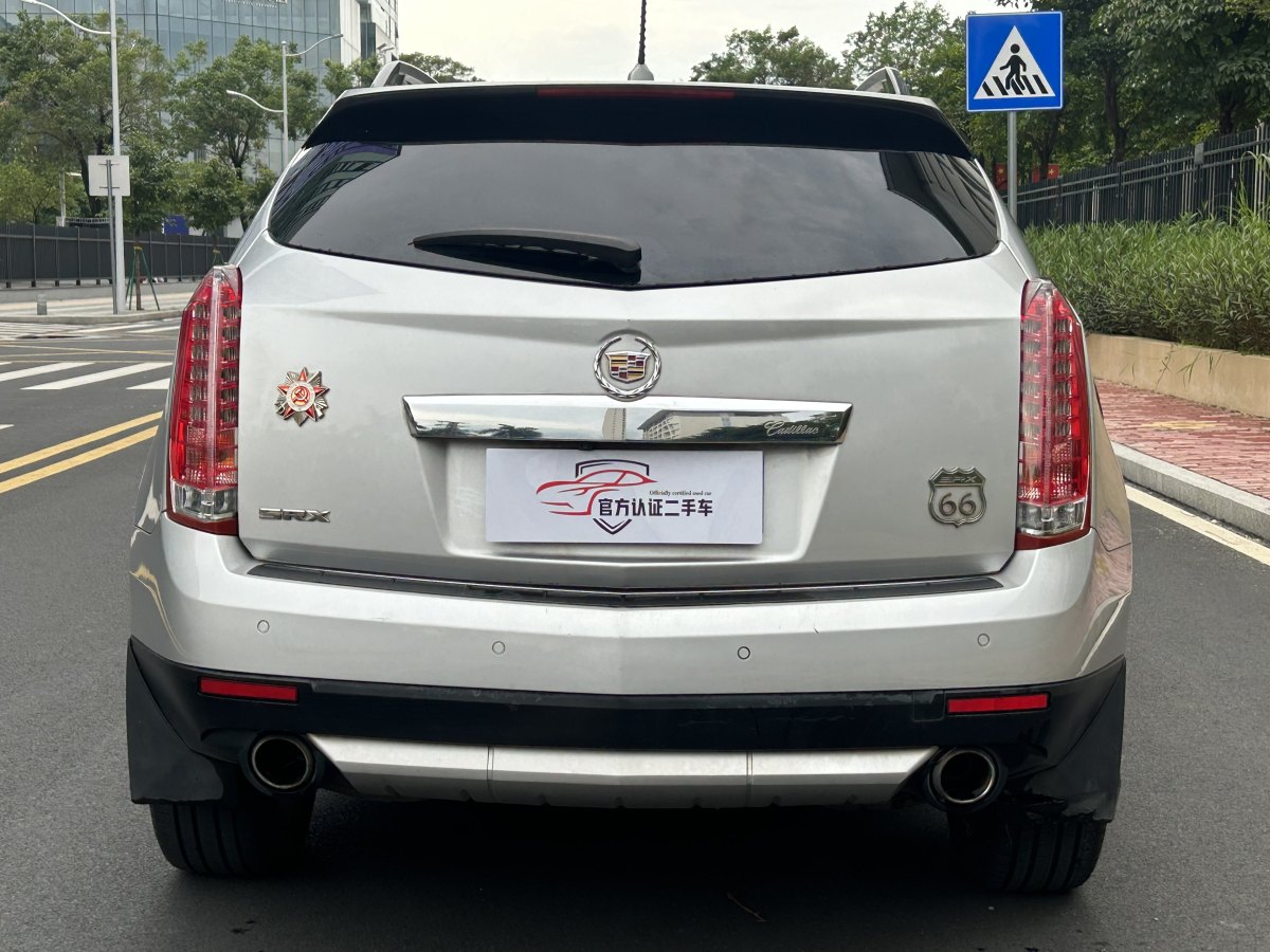 凱迪拉克 SRX  2012款 3.0L 領(lǐng)先型圖片