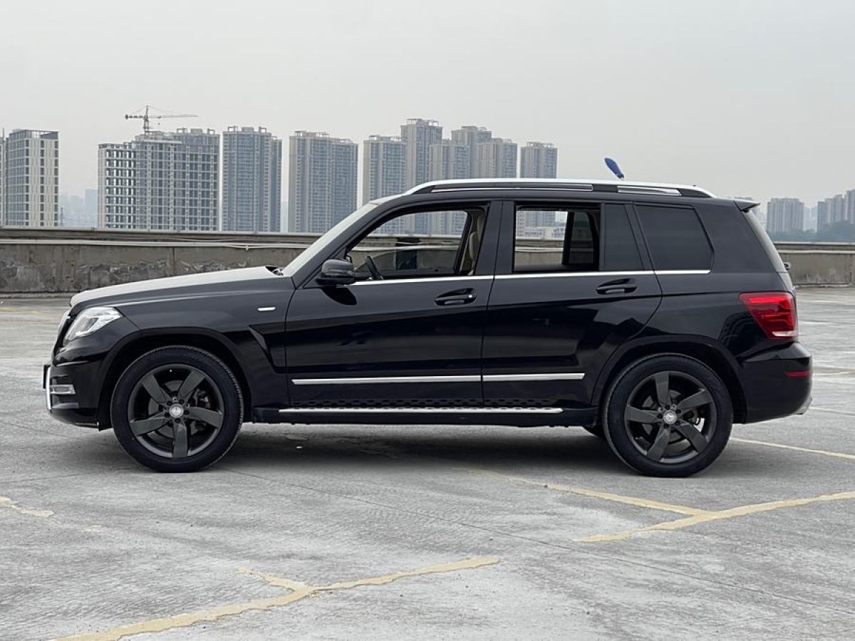 奔馳 奔馳GLK級  2015款 GLK 260 4MATIC 時尚型 極致版圖片