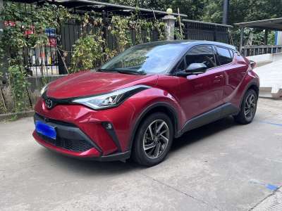 2021年10月 丰田 C-HR 2.0L 豪华版图片