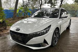 伊兰特 现代 240TGDi DCT LUX尊贵版