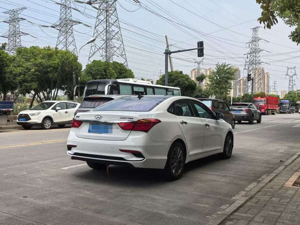 現(xiàn)代 名圖  2017款 1.8L 自動(dòng)智能型GLS 國(guó)VI圖片