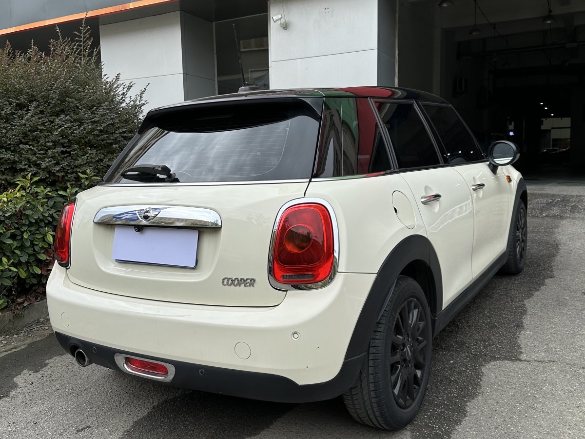 MINI MINI  2015款 1.5T COOPER Fun 五門版圖片