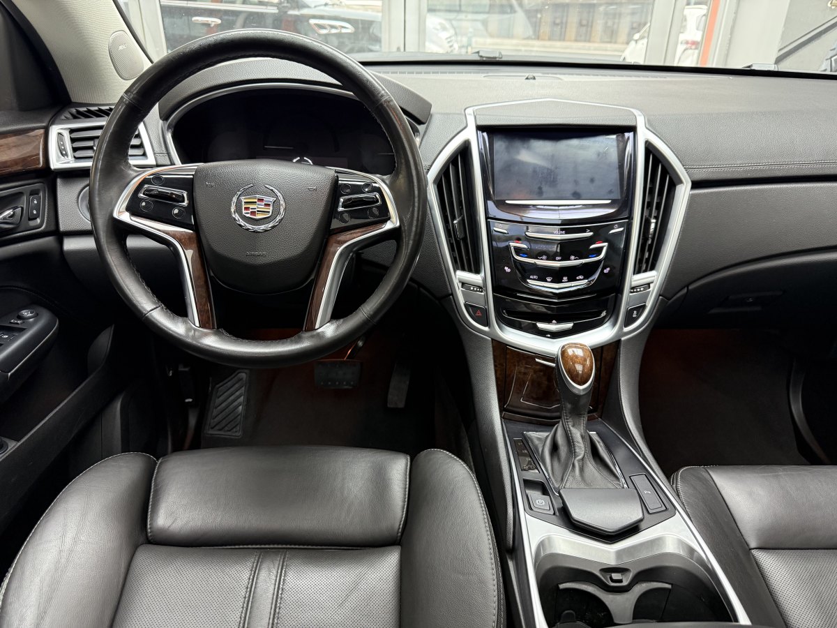 凱迪拉克 SRX  2013款 3.0L 領(lǐng)先型圖片