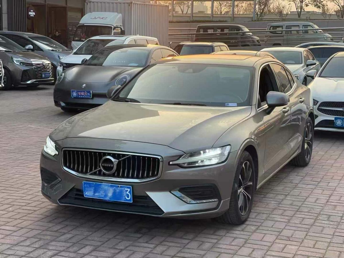 沃爾沃 S60L  2021款 T3 智行豪華版圖片